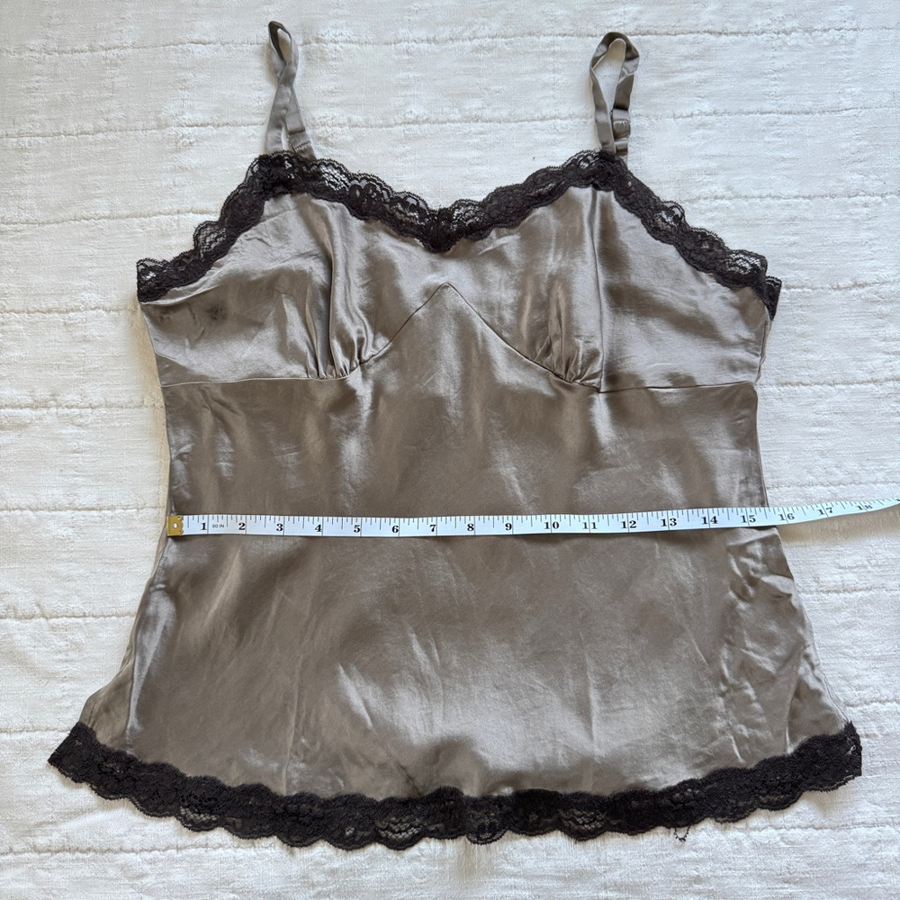 Laura Clement Silk Tank Top • Size: 12 - Picture 9 of 10